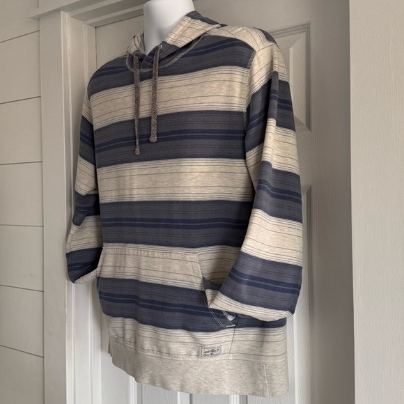 Eddie Bauer Camp Fleece Pullover Hoodie with Front Kangaroo Pocket. Size Large - Picture 3 of 12